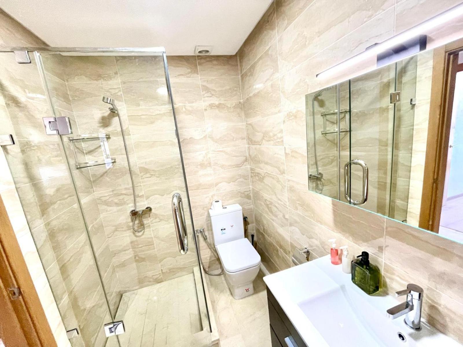 Modern Elegance With Sea Views In Central Tangier - Steps To Beach, Train And Attractions! Εξωτερικό φωτογραφία