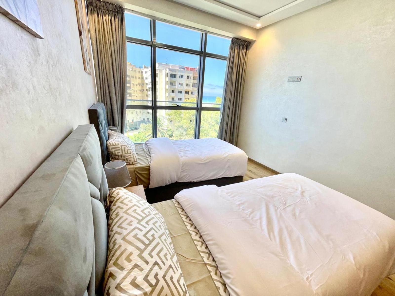 Modern Elegance With Sea Views In Central Tangier - Steps To Beach, Train And Attractions! Εξωτερικό φωτογραφία